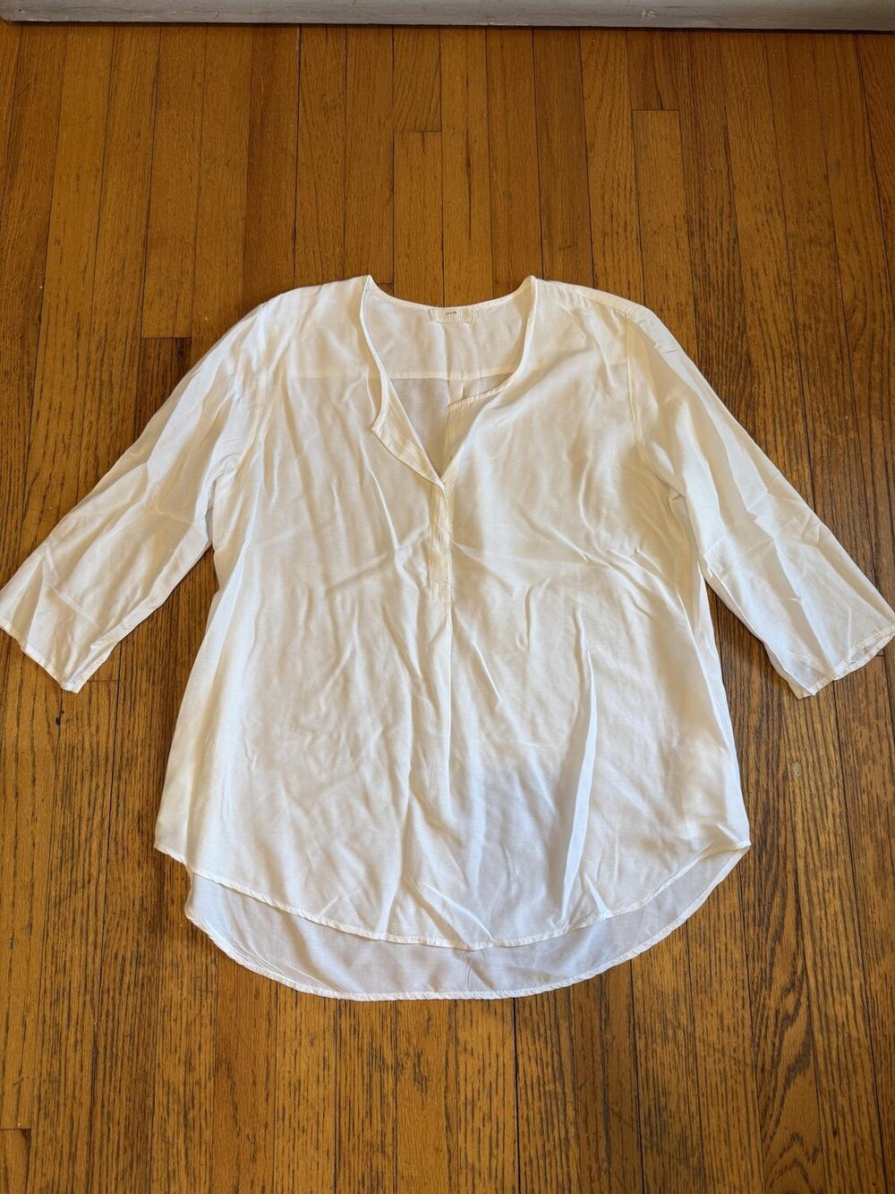 CP Shades Blouse Womens Medium White Rayon Silk Blend Tunic Split Neck Made USA